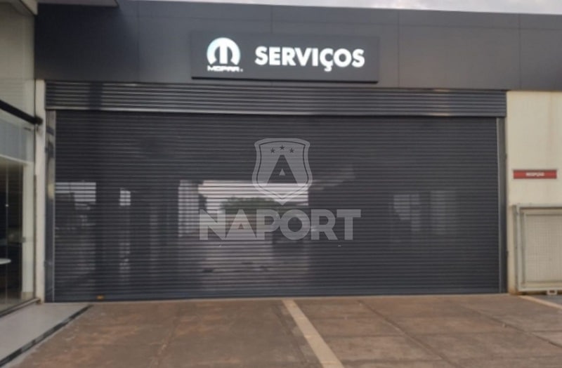 Saiba como funciona a manutenção das portas de enrolar.