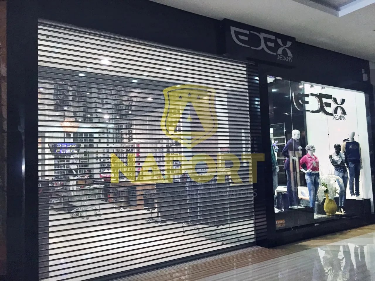 Quais são as vantagens das portas automáticas para shoppings?